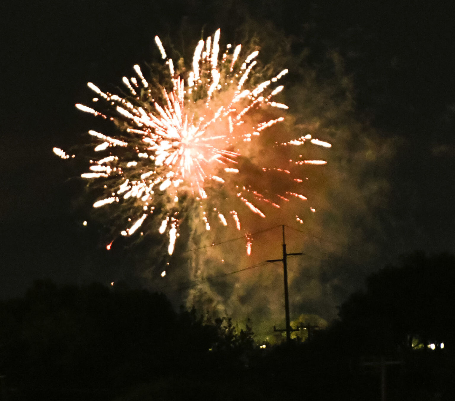 070421 Lompoc fireworks 20.JPG